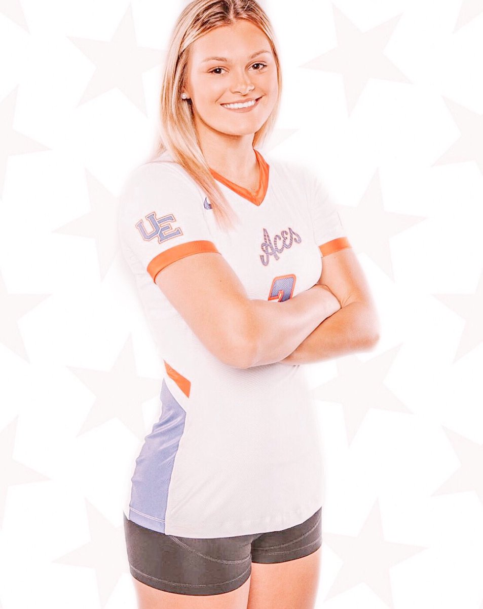 AOIIChiLambda's tweet image. “AOII has given me a support system that I can confide in with anything. My successes and my struggles, my sisters remind me that I’m never alone in life and that AOII is forever!” 💫