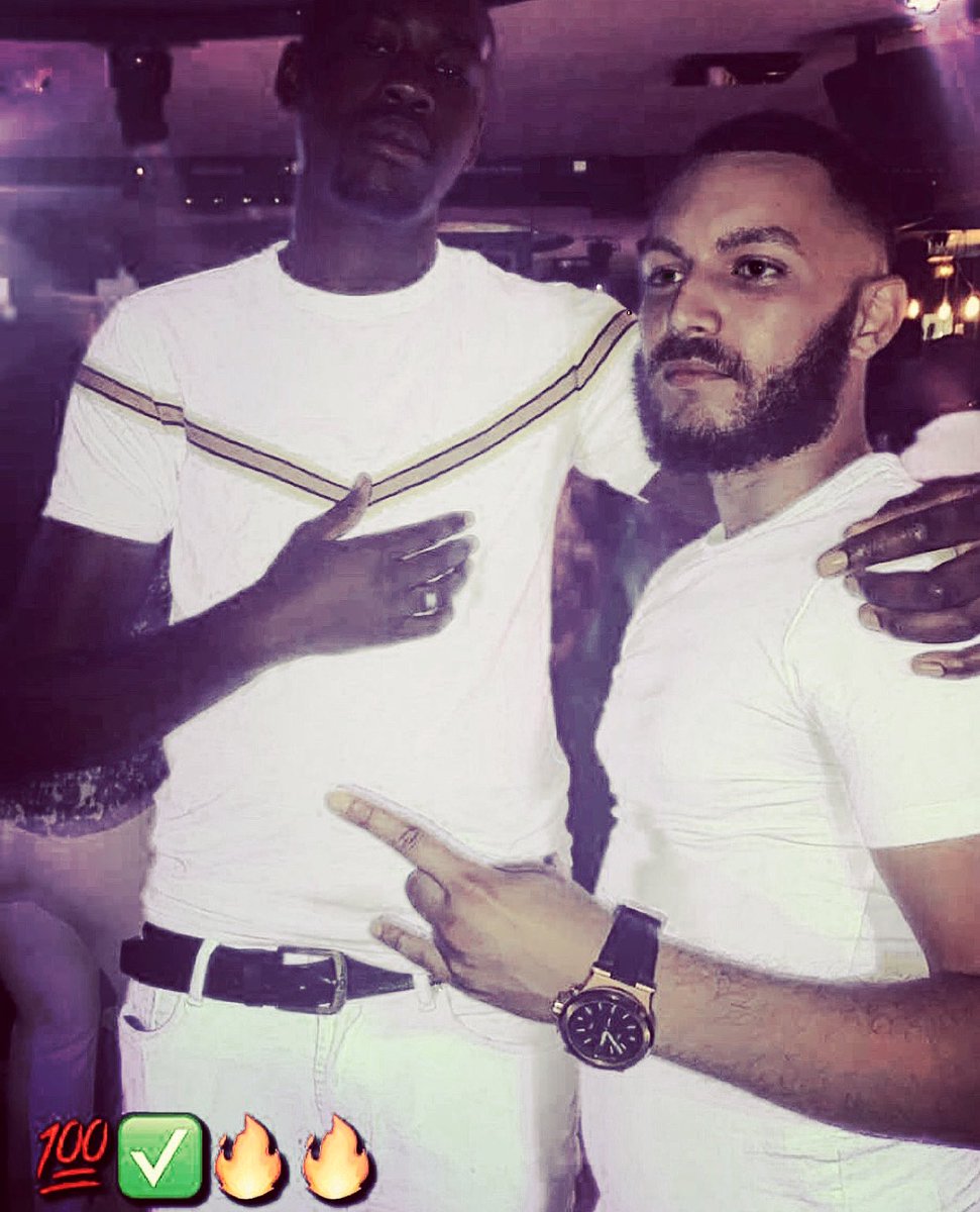 RayanRs93's tweet photo. #42ByNight #WhiteRs 🏳️ https://t.co/rJ97mqnvWV