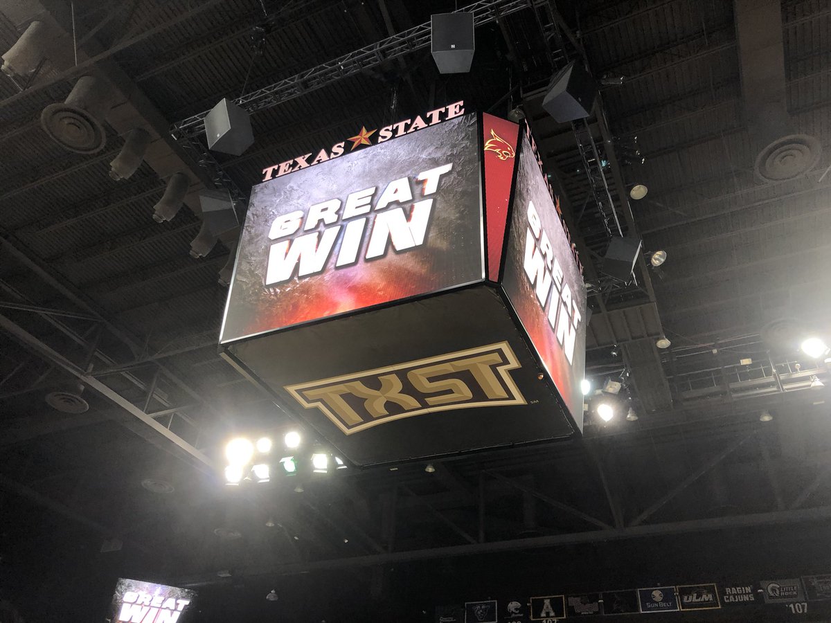 BillCulhane22's tweet photo. 1/9/20. Down 43-34 at half v Coastal Carolina. 0 problem. @NijalUno put in Sun Belt game hi 29, 4-8 3βs, tied season hi w 4 steals. #TXST won 78-66. βCats won 4 straight, 7 of 8. #TheseShoes saw it all. * Nijal ended up 3rd career steals. https://t.co/jRqQI65Nfq