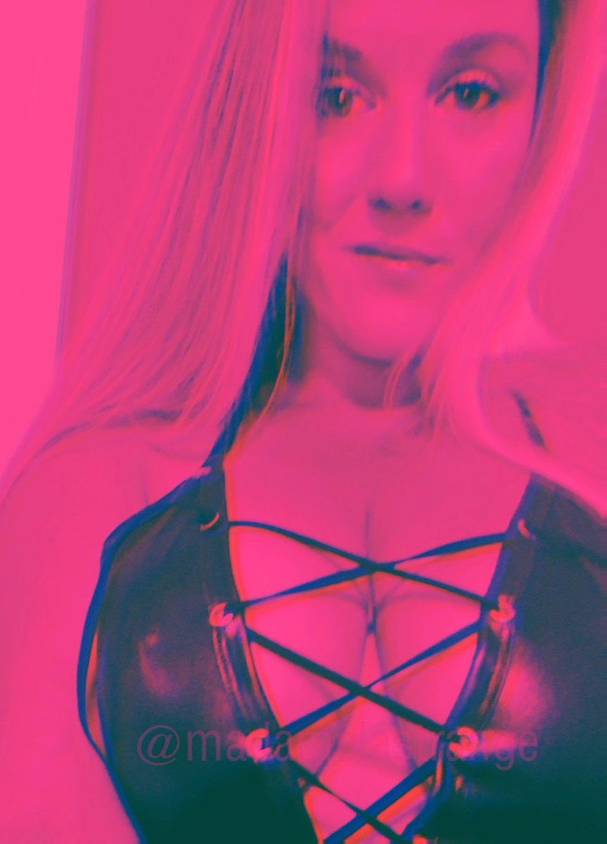 That Blonde 🔥 /Oct 14\ tweet media