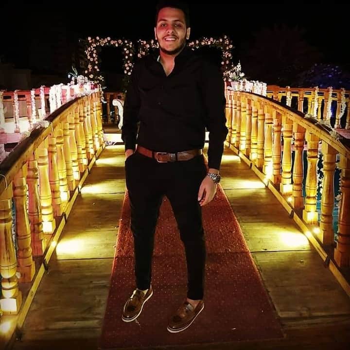 MaysoonAlswefy's tweet photo. أدهم احسن واجدع اخ ف الدنيا ❤
عمري ما هنساك مهما حصل والله يا دودو❤
كلمه وحشتني والله قليله انها تعبر عن ال جوايا❤
عمري ما هنسي اي تفاصيل بينا ولا حكاوينا وهزرانا ، ديما هفضل فكراك طول حياتي❤ 
ربنا يرحمك ويجمعنا بيك يارب يا ادهم في مكان احسن ❤ https://t.co/yD451iAIXc
