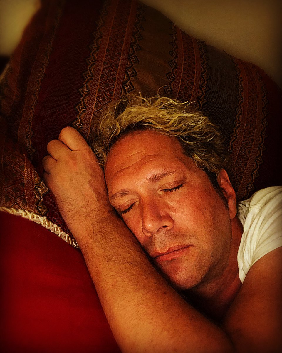 MastersRoth's tweet image. Pleasant dreams.