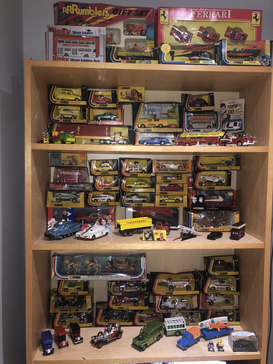 Mjs3litre's tweet photo. #Corgicollection #Corgi #corgicars #diecast #collection not a huge collection but nearly all in mint condition. Some boxes are a bit tatty though 🤷‍♂️ https://t.co/PkdWD9av54