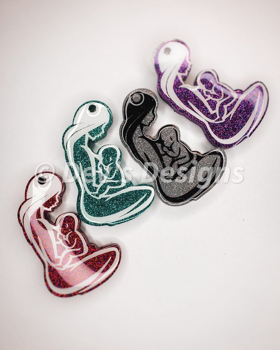 Nursing mama keychains!! Pick and choose your own colors 💕
.
.
.
.
#cactus #keychain #tuesday #supportsmallbusiness #facebook #wix #etsy #twitter #arizona #new #shipping #Trending #nursingmama #breastfeedingmom  #breastfeeding #counterculturediy #ccdiy #mama #strawtoppers