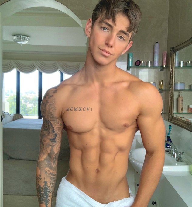 Morning Twitter ☕️ https://t.co/cL6S8iYc77