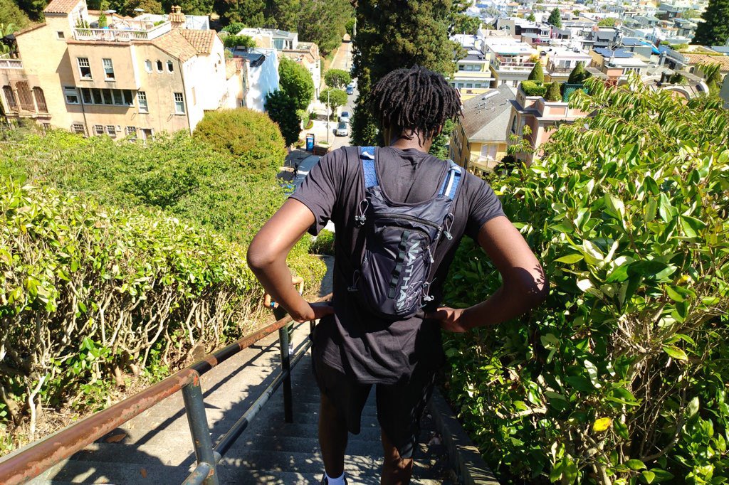 _jayythovenn's tweet photo. Man this helps me train @NathanSportsInc 💪🏾💯 Staying hydrated, running longer
 
20% off hydration packs now with code TSASA20 (Link in my bio ☝🏾) https://t.co/fDfss0MvcR