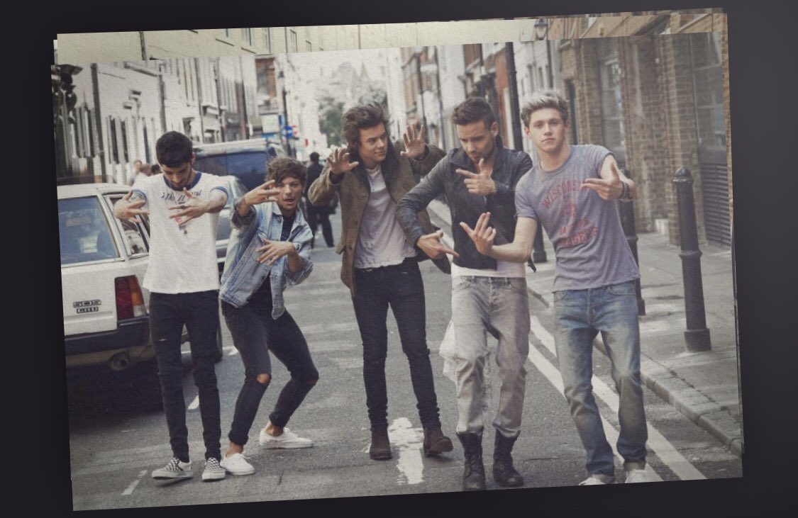 softLouis5's tweet photo. This is not the end, I’ll see your face again. #1DWWATOUR https://t.co/OFEYfoWD1u