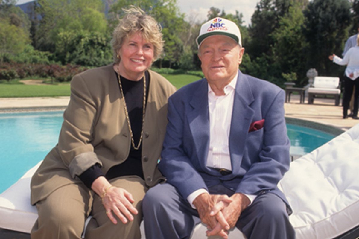 Bob Hope tweet media