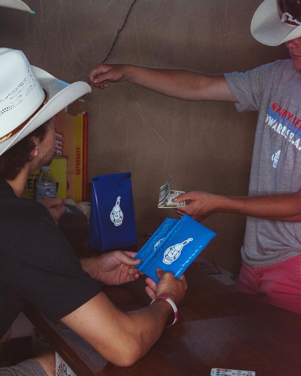 Honestly after losing MLB bets three days in a row, we’d rather gamble with S.O.L. kits 🎰 #partyhardrecoverharder #cards