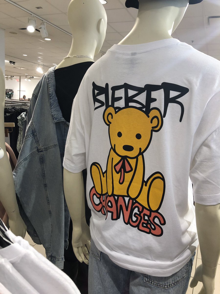 JBCrewdotcom's tweet photo. Check out the front and back of this t-shirt from Justin Bieber’s collaboration with H&amp;M for his Changes merch seen in Toronto! | Photo credit: @torontochanges https://t.co/MFaOIwjp6n