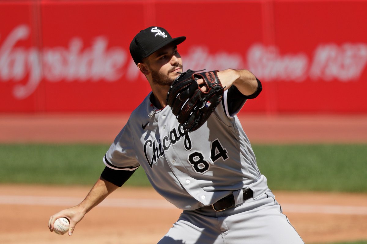 cbschicago's tweet photo. Francisco Lindor and Bradley Zimmer each homered and drove in two runs, propelling the Cleveland Indians to a 4-3 victory over the Chicago White Sox in the first game of a doubleheader on Tuesday. https://t.co/bF9FtVIxxS