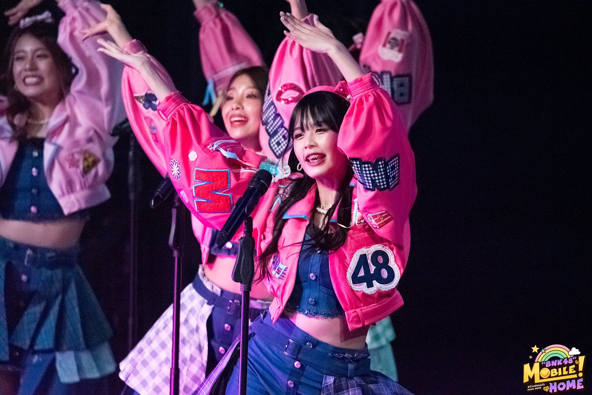 MOBYE_Fanbase's tweet image. We use to laugh about the things 
That no one else would find funny
Just you and me when nobody&apos;around.
🎵🎶🎵🎶🎵🎶🎵🎶🎵🎶🎵🎶
#MobileBNK48 #BNK48🥰🥰