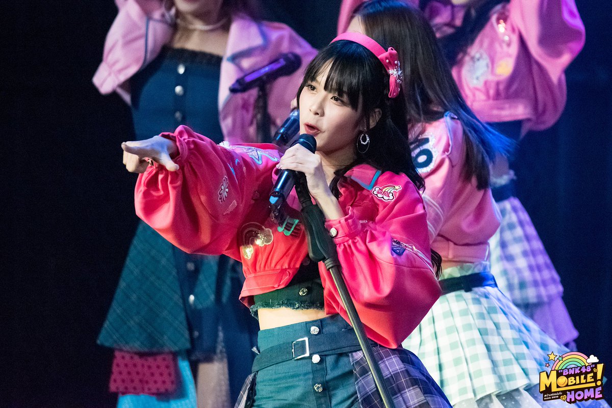 MOBYE_Fanbase's tweet image. We use to laugh about the things 
That no one else would find funny
Just you and me when nobody&apos;around.
🎵🎶🎵🎶🎵🎶🎵🎶🎵🎶🎵🎶
#MobileBNK48 #BNK48🥰🥰