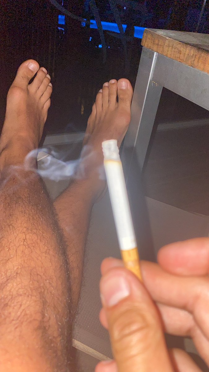 GERMANCASHMAST3's tweet photo. Kiss my feet while I smoke 🚬 
#menfeet #gayfeet #skypeshow #findom #paypal #soles #fag #piggie #ATM #pay #footfetish #machofeet https://t.co/fpiNsQuDWm