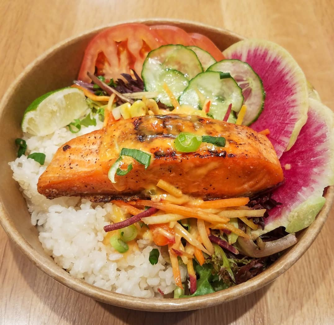 pier87fish's tweet photo. Have you tried Off The Grill yet?
#ilovesalmon #eatstoronto #toptorontorestaurants #gtafood #squareonemall #shopfooddistrict #sq1eats #mississaugafood #feed52 #nomnom #eeeeeats #yummycanada #sq1fooddistrict
#pier87 #pier87fish #fishmarket #seafood #seafoodlover #newmarket #fresh https://t.co/vIOGayXS9n