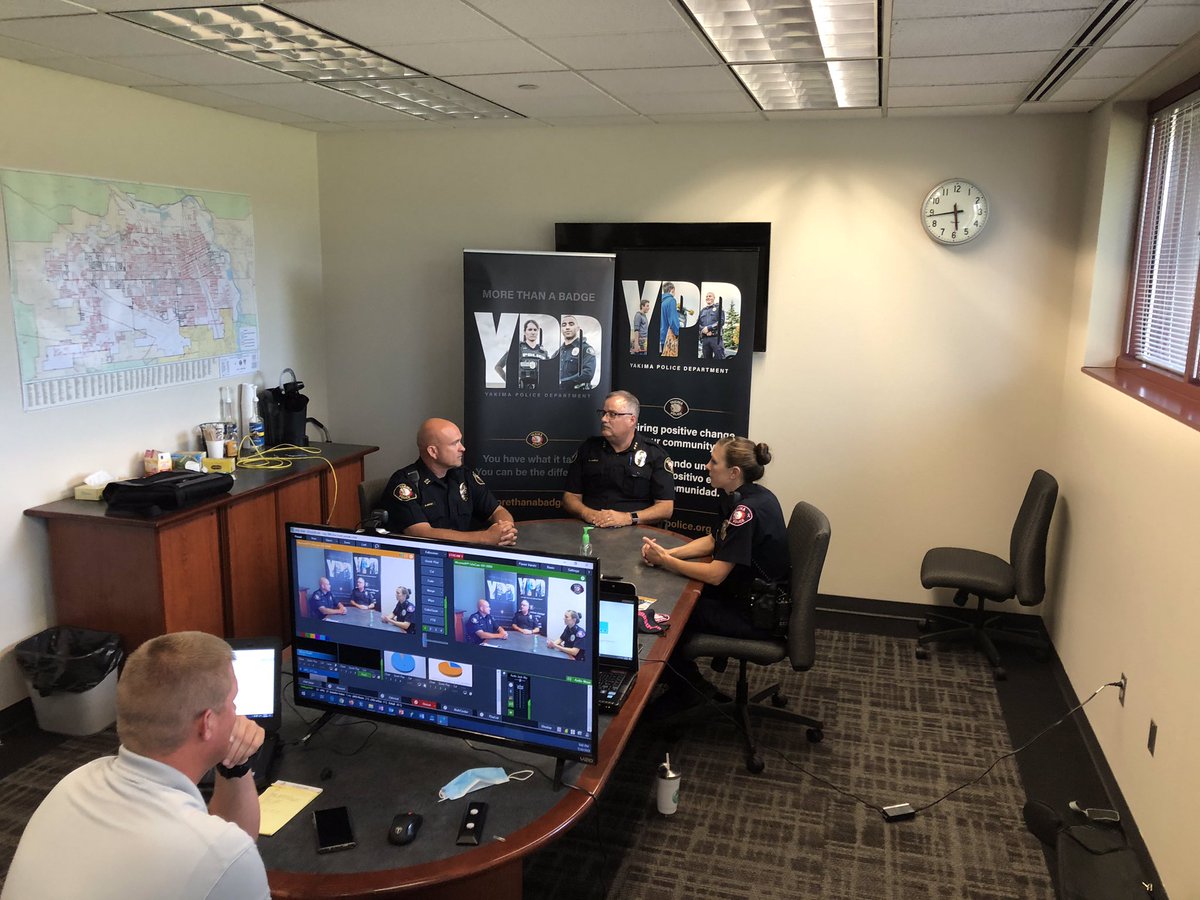 Yakima Pd On Twitter Join Us Now On Facebook For A Round Table Discussion Live Event About Working For The Yakima Police Department
