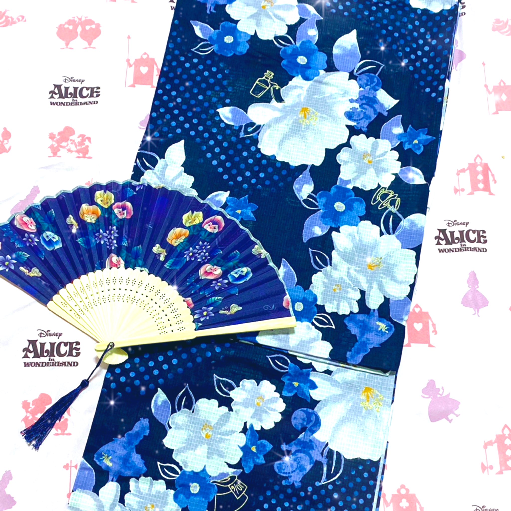 チェルシー しまむらのアリスの浴衣 浴衣 帯 花飾りの3点セット アリス要素が入っているのに遠目からだとわからないところが最高 花飾りは髪にも帯にも付けられる しまパト