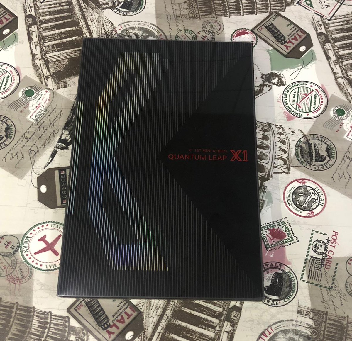 k_cloudstore's tweet photo. 🚨 PRONTA ENTREGA 🚨
X1 - 비상
💸 160,00
💸 combo 310,00
🚚 Frete incluso 
📜 Pôster incluso 
💳 Pagamento por transferência, depósito, boleto ou cartão de crédito. 

OBS: Álbum em PERFEITO estado, pôster nunca foi colado na parede, acompanhado de todos os brindes originais. 
#X1 https://t.co/byvutuXyfe
