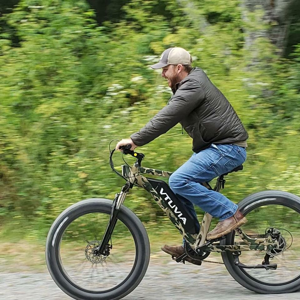 VincentMo11's tweet photo. Ride like the wind. #vtuvia #Electricbike #ebikes #MTB #losangeles #weekend #California #bicycleschangelives #bicycle #weekendtime https://t.co/TyAbreYKtn