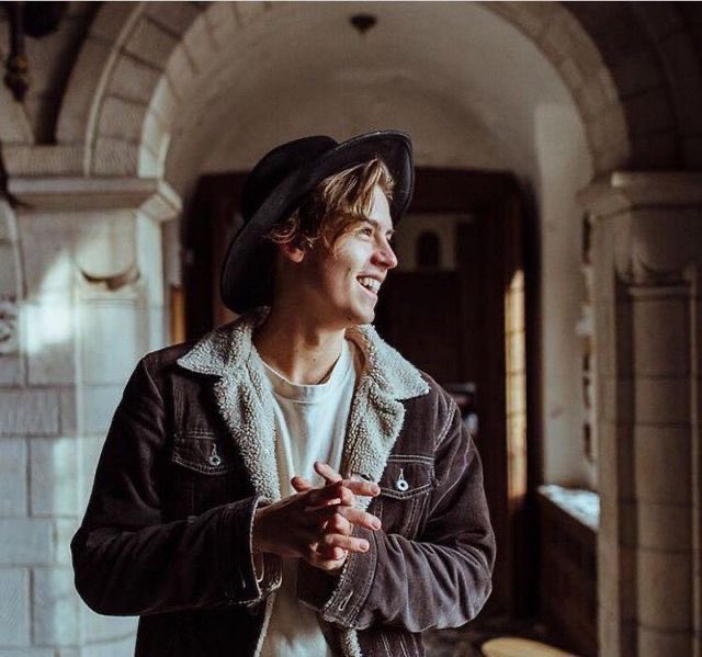 Cole Sprouse standing in aesthetic and pretty placesan extremely necessary thread: