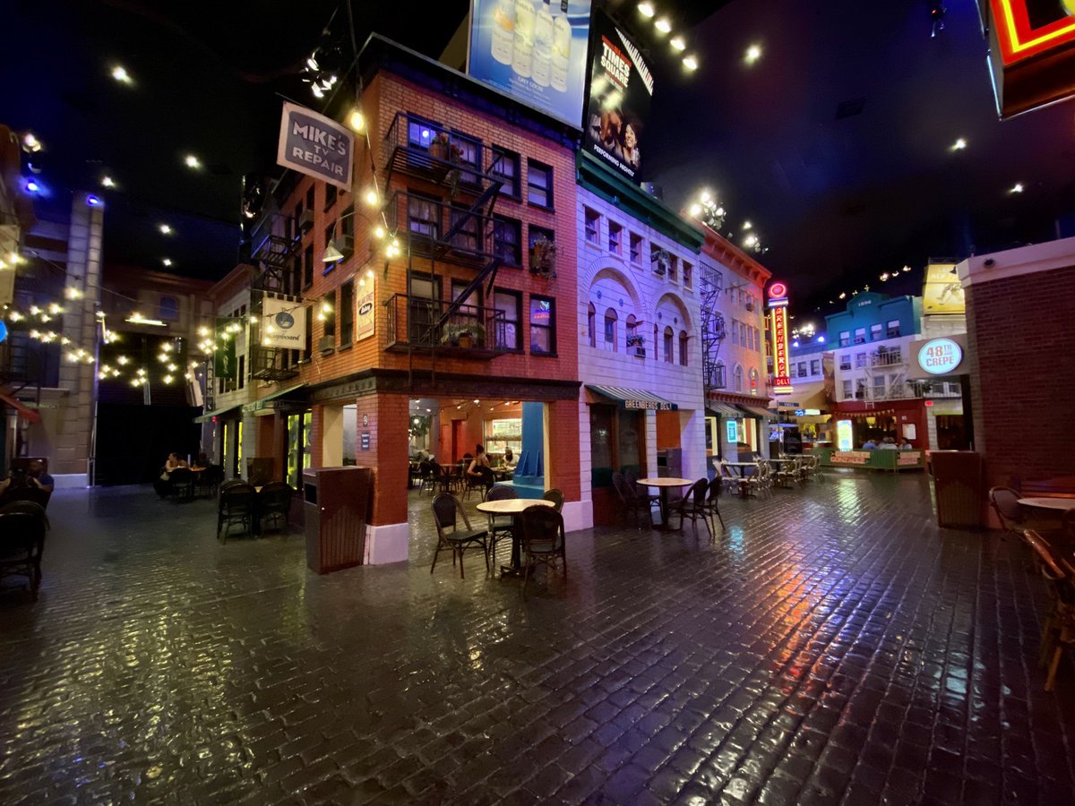  @NYNYVegas &ndash; bei  New York-New York Hotel & Casino