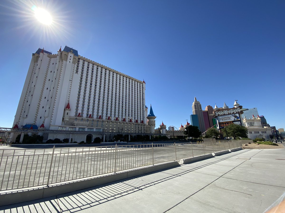  @ExcaliburVegas &ndash; bei  Excalibur Hotel & Casino