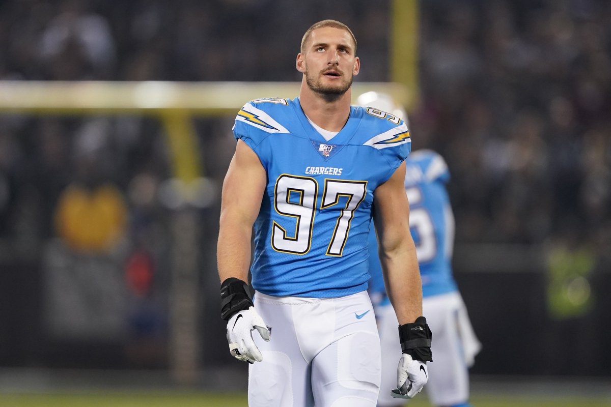<a href="/AdamSchefter/">Adam Schefter</a> Highest pass-rush win rate last season:

1. Joey Bosa - 23.1%
2. Aaron Donald - 22.6%
3. Za’Darius Smith - 21.6%
4. Trey Flowers - 20.7%
