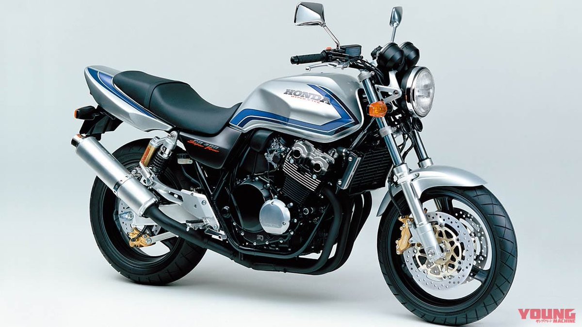 Uzivatel Accela バイク記事紹介 Na Twitteru ホンダ Cb400 Super Four 1999年 の解説 ハイパーvtec採用 当時のスポーツバイクの主流だった直打式カム バルブのまま 油圧を用いて2 4バルブへの切り替えを行っていた 乾燥車重 シート高 タンク 最高出力