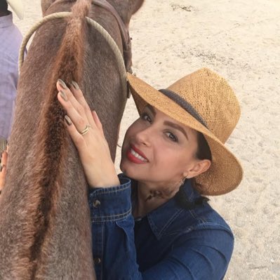 shine_juarez's tweet photo. #NuevaFotoDePerfil https://t.co/lzctFPLwbo