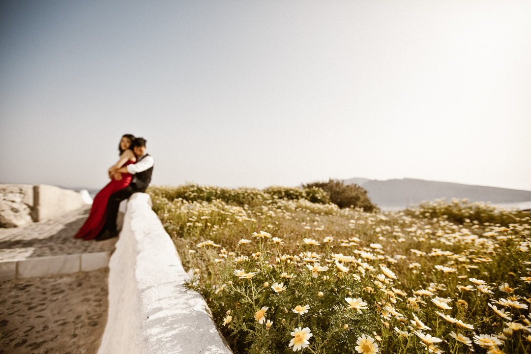 Lighting doesn’t only set a beautiful mood, but it is essential in the capture of good photographs. Outdoor weddings have access to beautiful natural light.

Magdalene x 

#romanticbride #santorini #weddingphotographer #greecewedding #adventuresession #documentarywedding #weddi