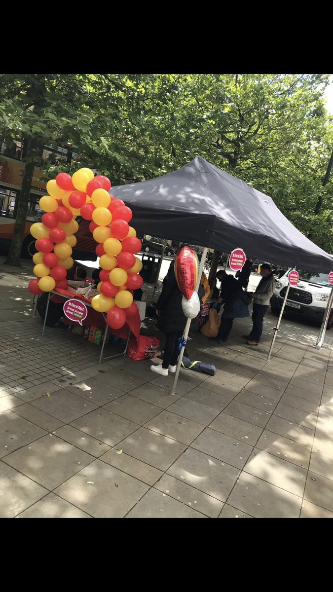 Raising awareness-Testing & Treating-yesterday-World Hepatitis Day-Manchester with #streetEngagementTeam all working together supporting street community!  @NCAlliance_NHS @HealthInnovMcr @gmpolice @ManchesterASBAT @grow_manchester @Coffee4Craig @MrsHMR83 @WilliamMullaney