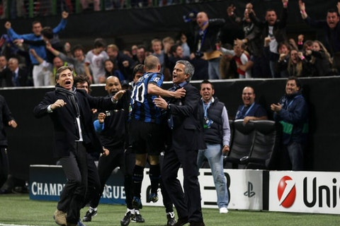 Even Mourinho used Wesley Sneijder as a trequartista in his most successful team, the Inter treble winners of 2010, though Sneijder had more defensive responsibility than, for example, Cassano.