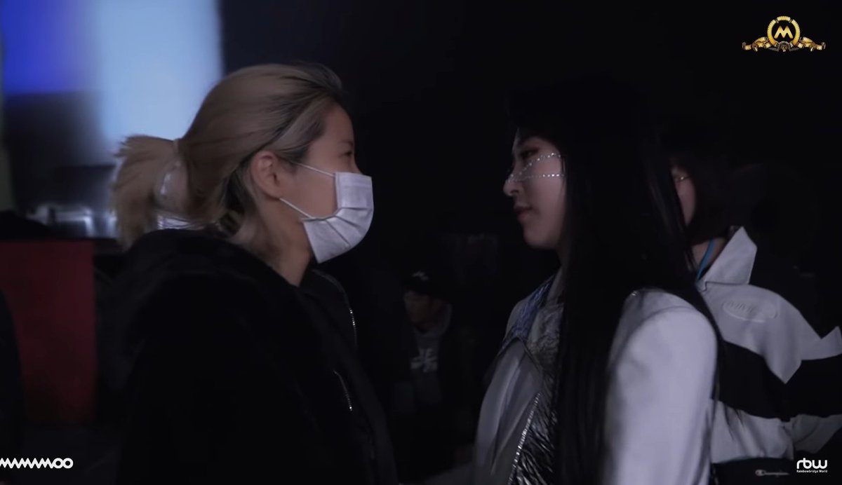 10- El apoyo mutuo que se tienen y el hecho de que si Byul hace algo a quien llama primero es a Yongsun