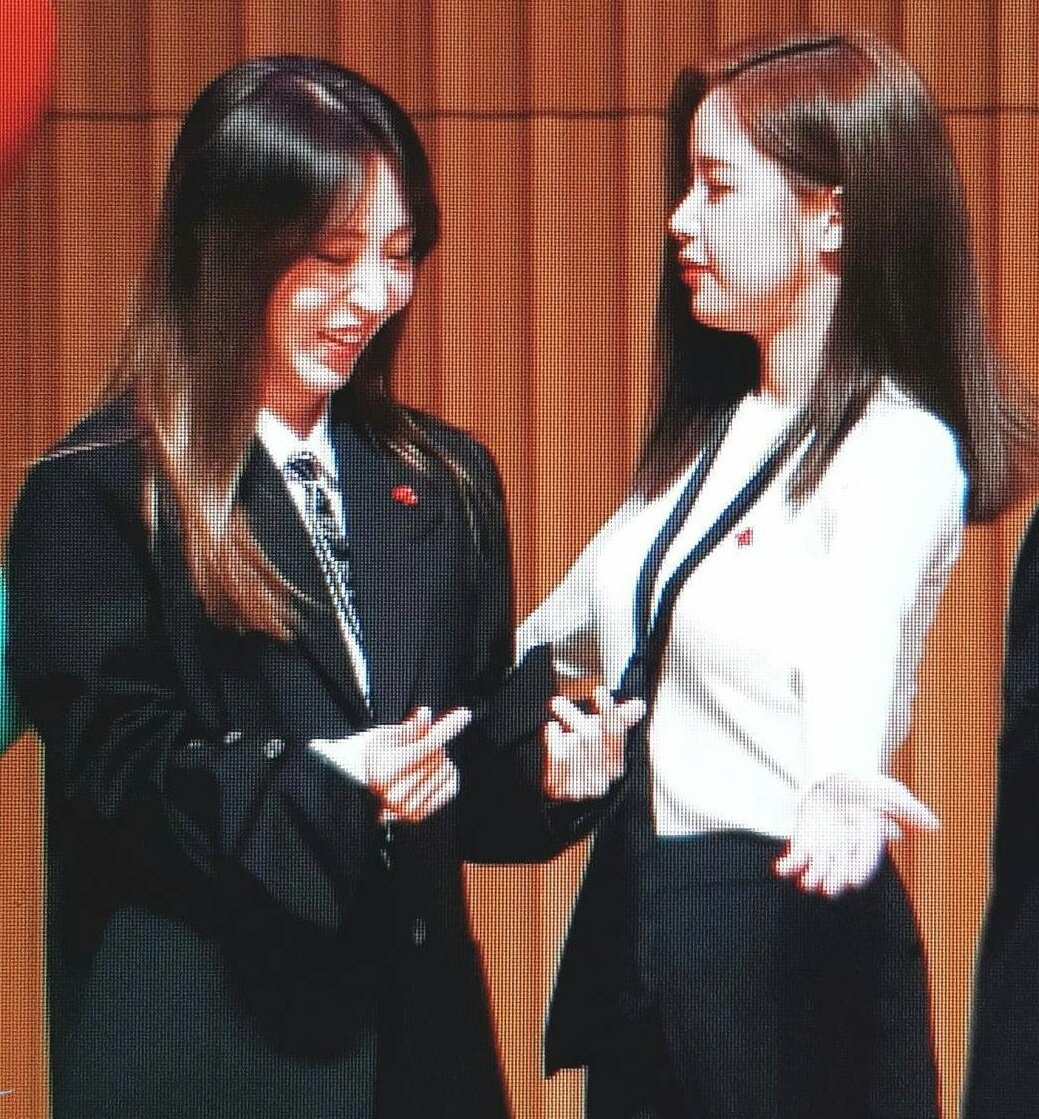 13- Lo felices que estaban cuando se reconciliaron después de su pelea y no se despegaban