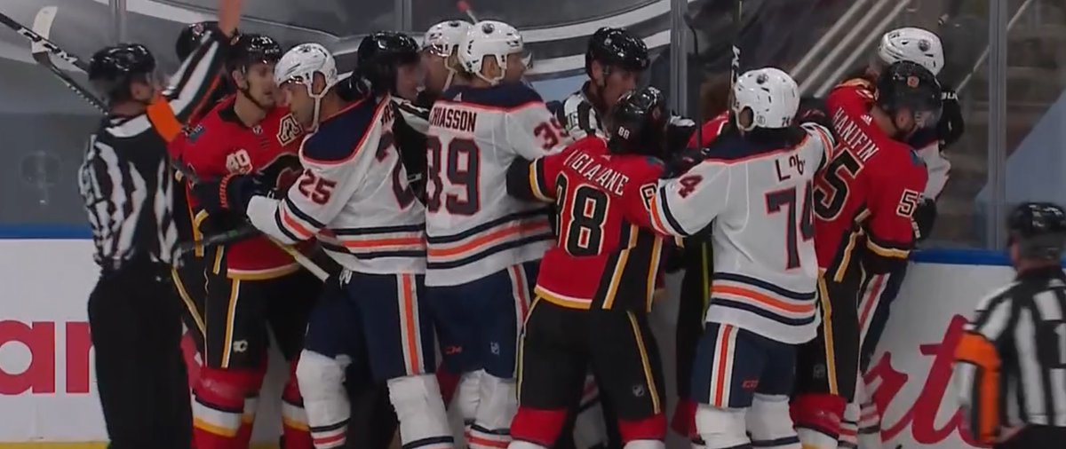 cspotweet's tweet photo. TFW you haven't seen your best friends in months. 

#yeg #yyc #flames #oilers #Letsgooilers #bubbletest https://t.co/d8T23atzXJ