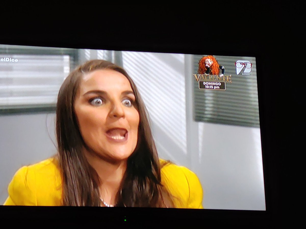 MartinDAI12's tweet photo. @AztecaSiete #ElCuartelDice La reina del chisme https://t.co/PvmpNPsiI9