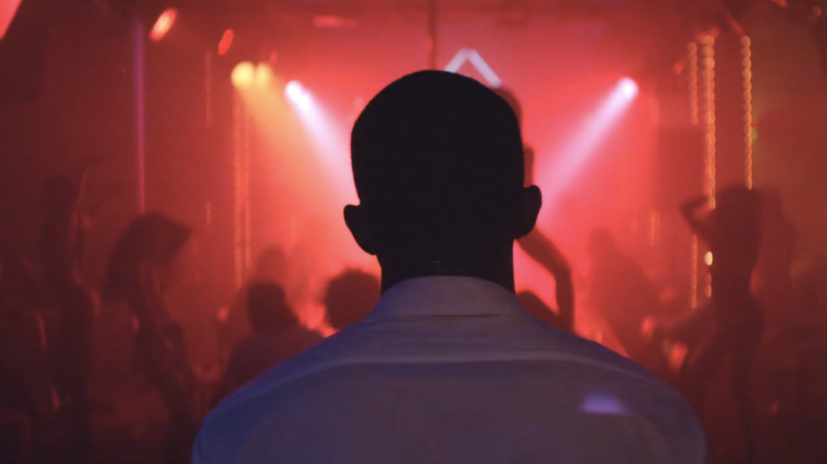 Genius's tweet image. she's working at the pyramid tonight