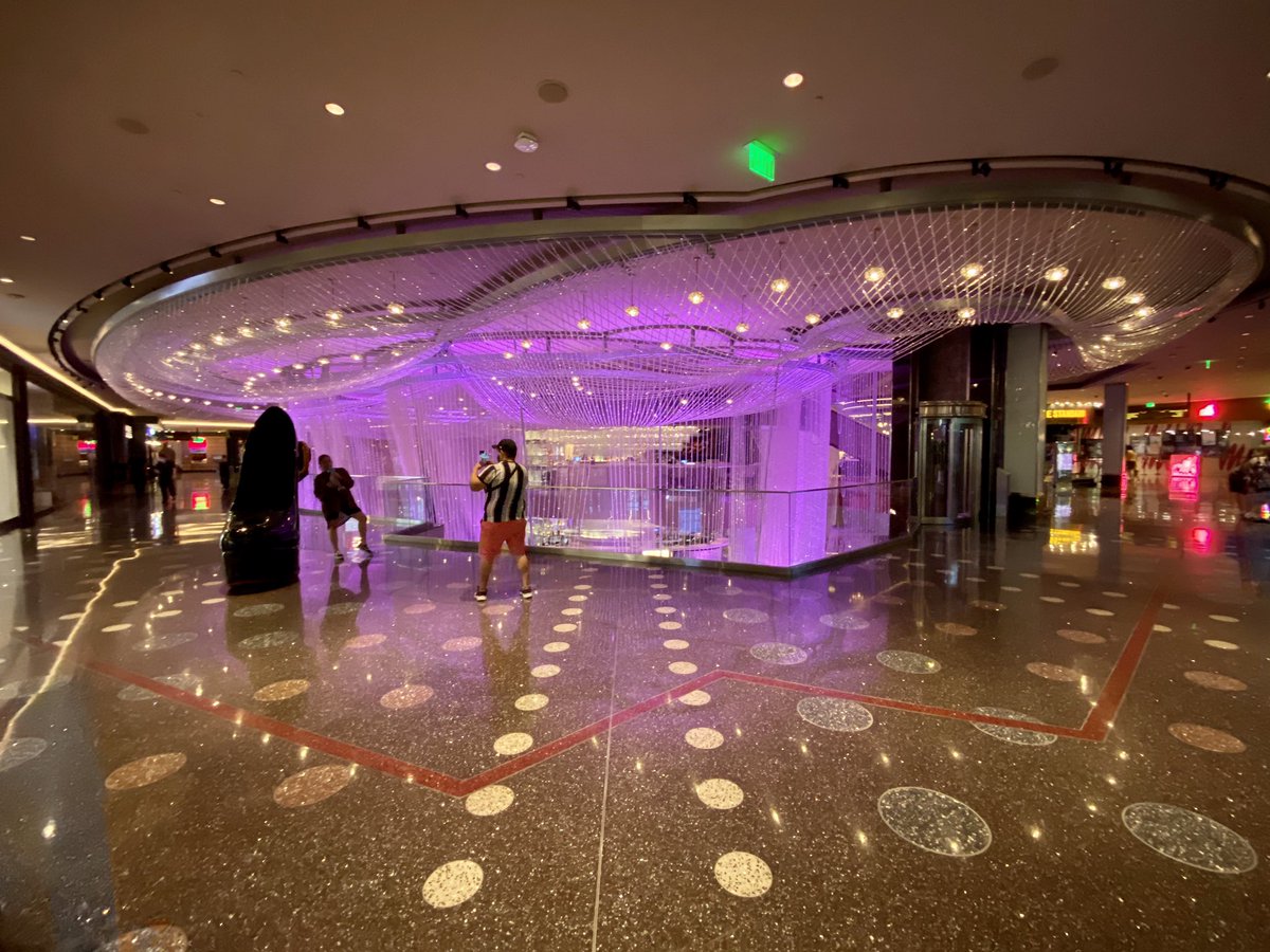  @Cosmopolitan_LV &ndash; bei  The Cosmopolitan of Las Vegas