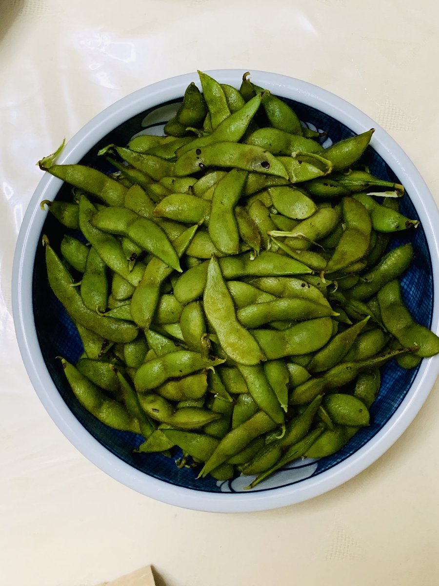 みらいファーム こんにちは みらいファームの枝豆です 枝豆は 英語圏では Edamame と書き アメリカではアメフトやメジャーリーグの試合でつまむ食べ物として売られています 日本食が海外で広まることは嬉しいですね 有機野菜 オーガニック みらいファーム こんにちは みらいファームの枝豆です 枝豆は 英語圏では Edamame と書き アメリカではアメフトやメジャーリーグの試合でつまむ食べ物として売られています 日本食が海外で広まることは嬉しいですね 有機野菜 オーガニック