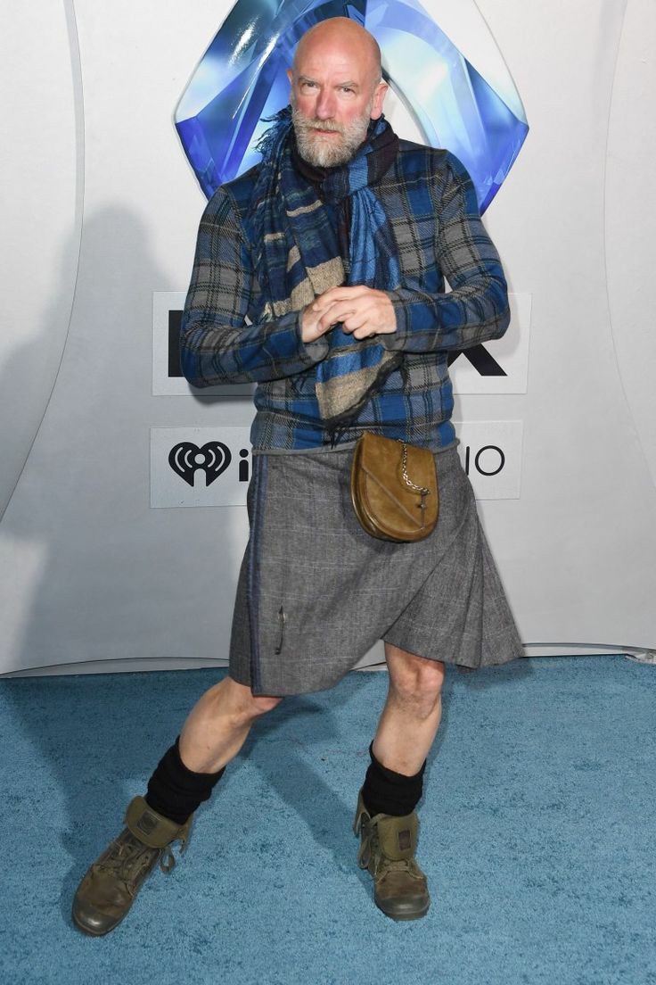 bridgetNsusie's tweet photo. Hey! Today is  #ColorMeOutlander!

We will post a COLOR &amp; we want YOU to find pics of ANY Outlander cast wearing any shade of THAT color &amp; share with us!

LAST color is...PLAID! 
(Come on We HAD to! )

@bhdinehart @SusieQZeeLove 
#TheBridgetAndSusieShow 
#KindnessStartsWithASmile https://t.co/ELtGRhYNz6