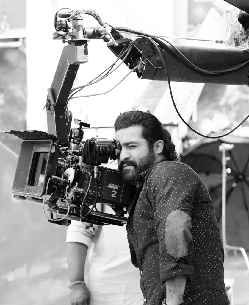 ManisekharR's tweet photo. #KomaramBheemNTR https://t.co/XsOW886fUO