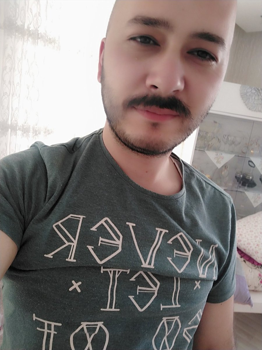 Annem hep yakışıklı bulmuştur :D #YeniProfilResmi