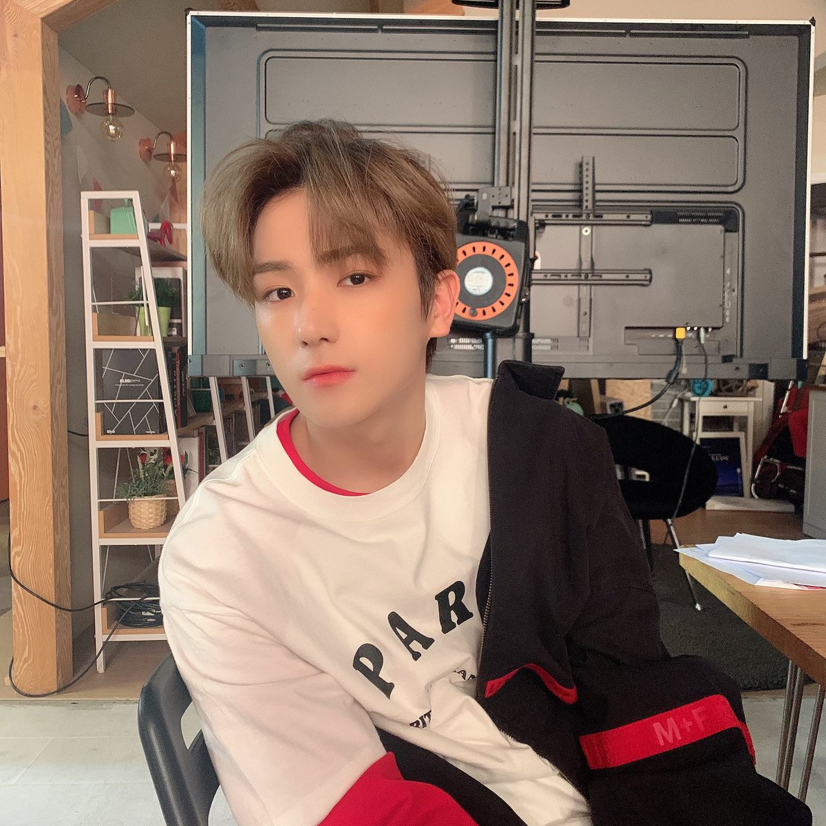 WE_THE_BOYZ's tweet photo. [현재] 보고싶은 더비이~ https://t.co/hGtAhgJb7X