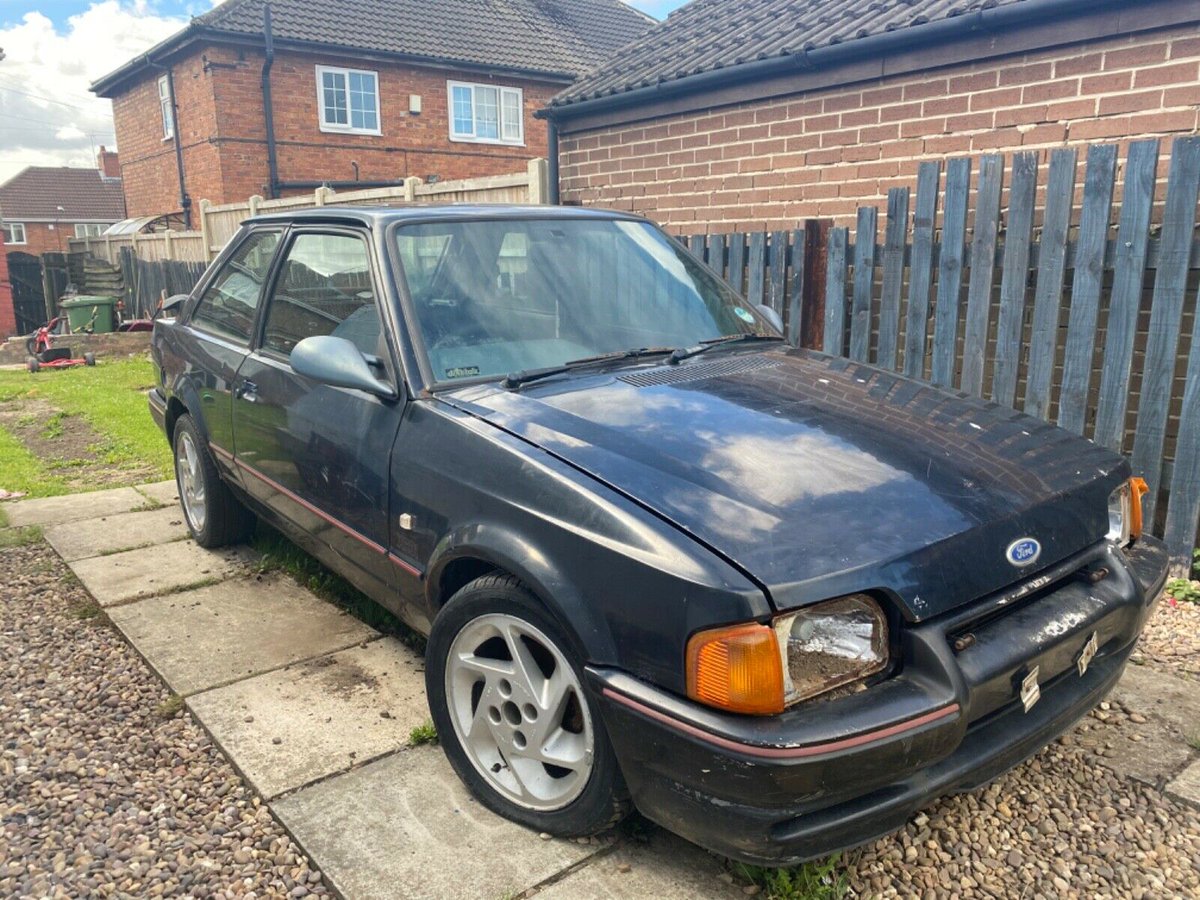 Ford Escort XR3i 90 spec #barnfind project See ebay #ad -> ow.ly/mOpi50AKnaN #Ford #Escort