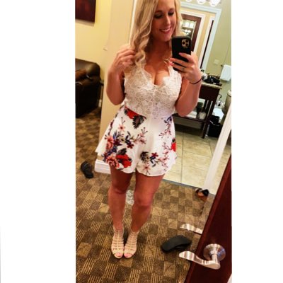 meeshellrenae's tweet photo. #NewProfilePic https://t.co/Cq1F0fKuyY
