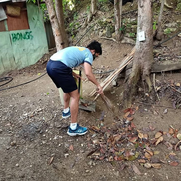 pnpsaf_6sab61sa's tweet photo. On July 29, 2020, 61SAC personnel conducted polishing of AOR in relation to Maintenance of Facilities at H61SAC, Camp Tirambulo, Brgy. McKinley, Guihulngan City, Negros Oriental.
#PNPPATROLPlan2030
#Tagaligtas
#PNPKakampiMo
#WeServeAndProtect
#WeHealAsOne
#TeamPNP https://t.co/NyhtWCcXzg