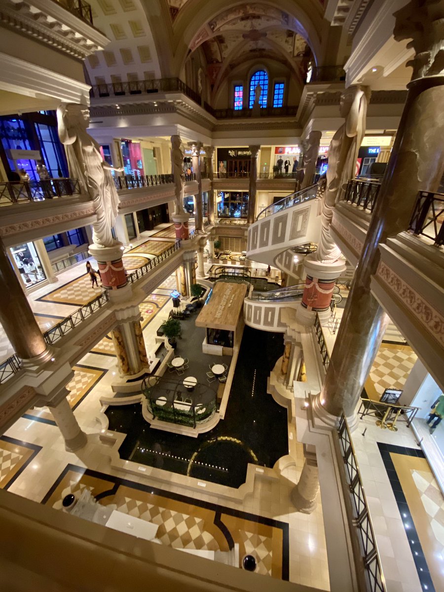Forum Shops. – bei  The Forum Shops at Caesars Palace
