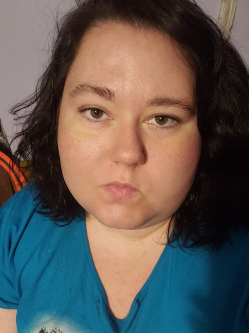 New stuff coming soon babes 😘🥰 https://t.co/qYVmpZN9ZC