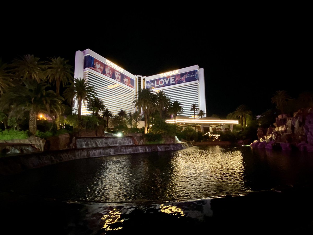 Hey good looking  @TheMirageLV &ndash; bei  The Mirage Hotel & Casino