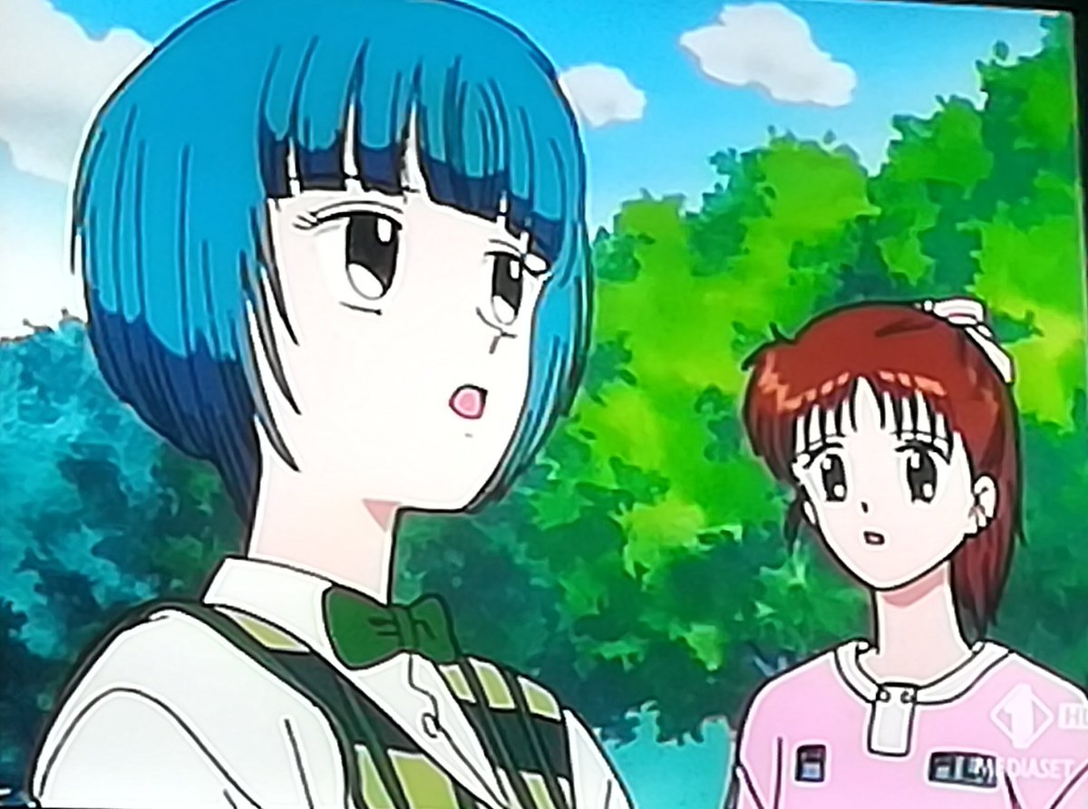 Multicartoons's tweet image. "La mia vita sentimentale non è mai stata così confusa"
"Affollata direi"

#piccoliproblemidicuore